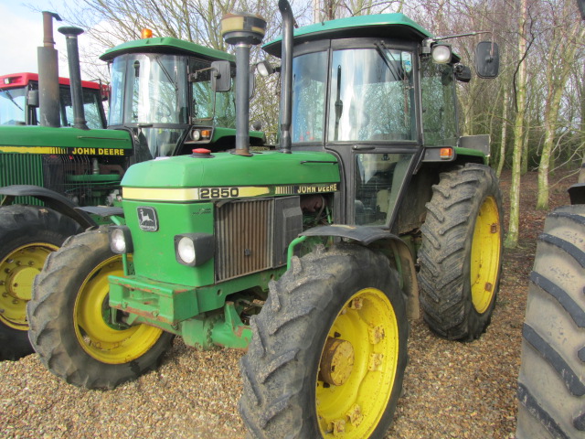 John Deere 2850 John Deere 2850